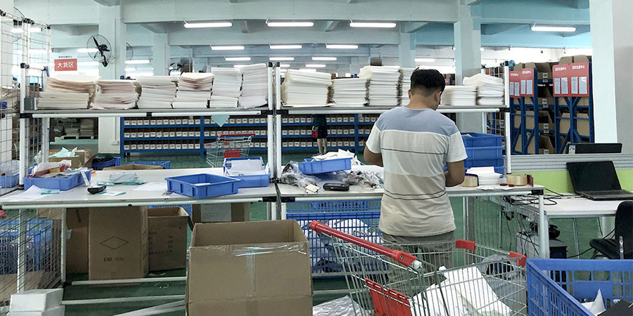 Quy trình kiểm tra chất lượng sản phẩm được thực hiện cẩn thận với ShopBase