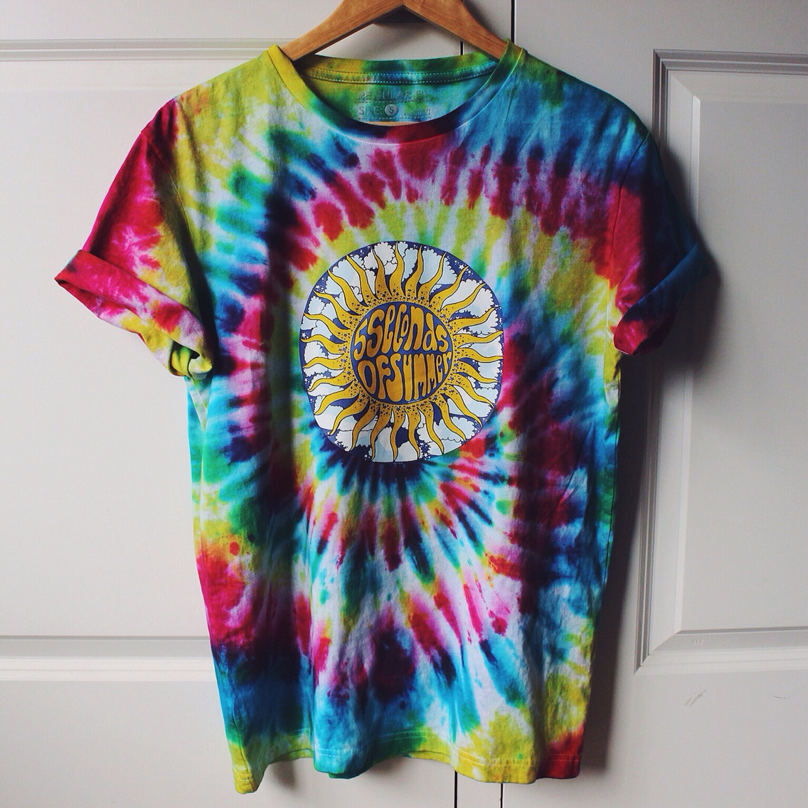 Mẫu thiết kế trên AOP T-shirt dành cho những người thích phong cách hippie