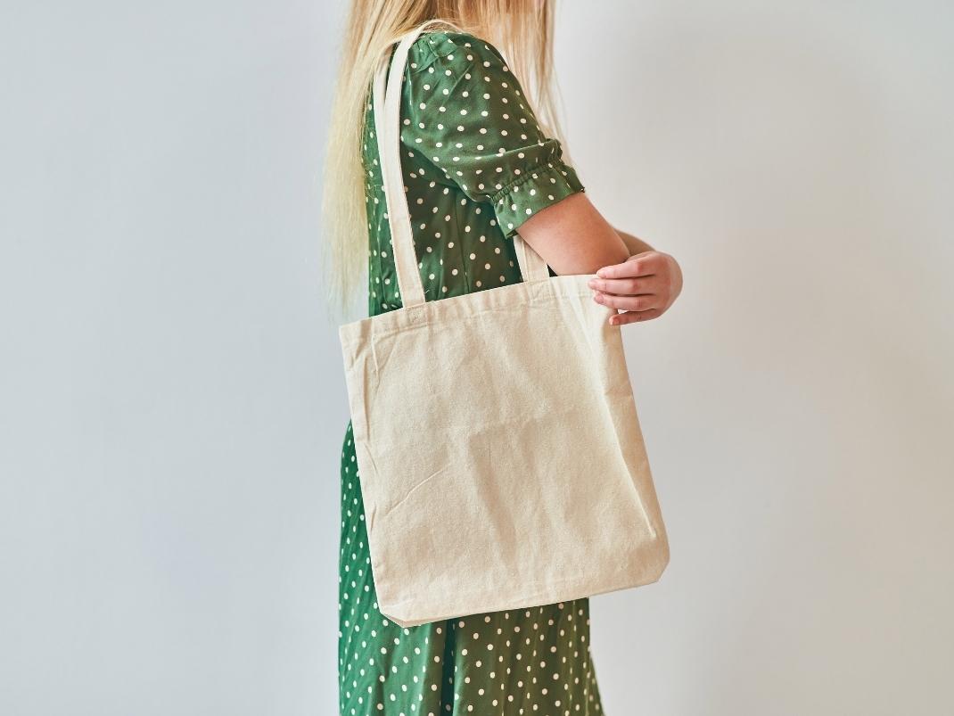 Túi tote với giá thành rẻ và dễ dàng tùy chỉnh là ứng cử viên White label hoàn hảo.