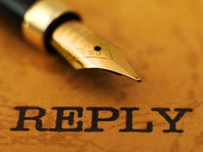 Re - hay Reply trong email mang nghĩa là "phản hồi"